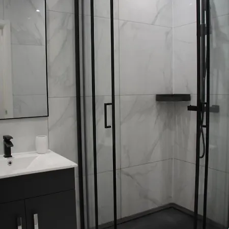 Cosy & Convenient In Διαμέρισμα Μπράντφορντ