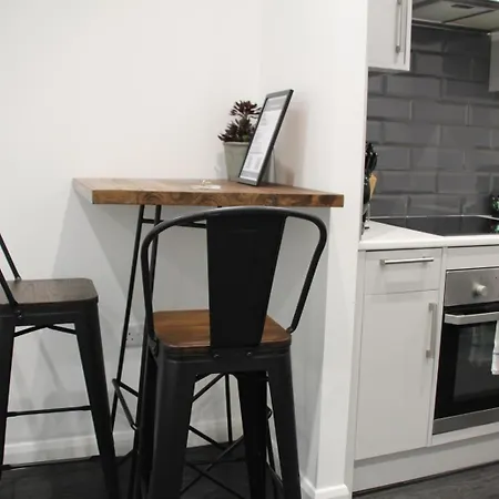 Cosy & Convenient In Διαμέρισμα Μπράντφορντ