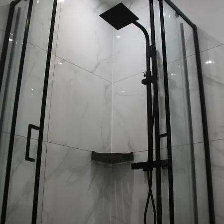 Cosy & Convenient In Μπράντφορντ