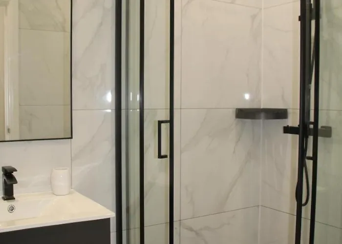 Apartment Cosy & Convenient In