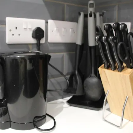 Cosy & Convenient In Lejlighed